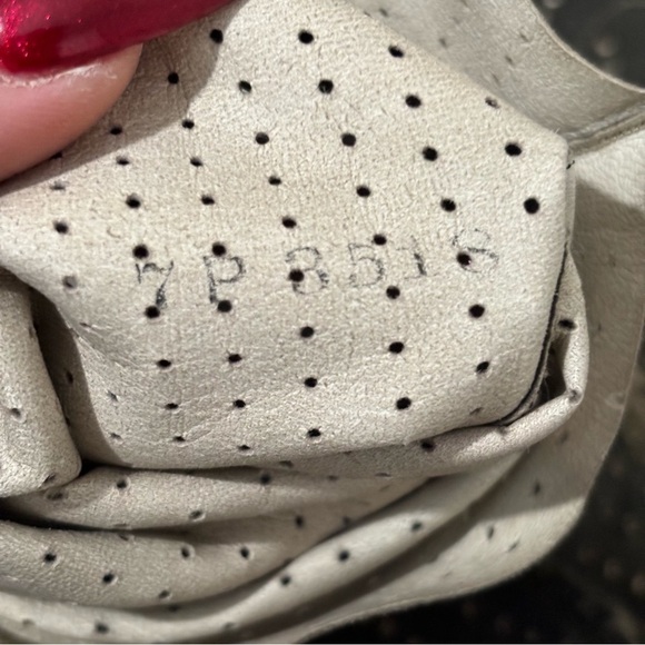 Vintage perforated brown leather gloves long size 6.5 - Picture 8 of 8